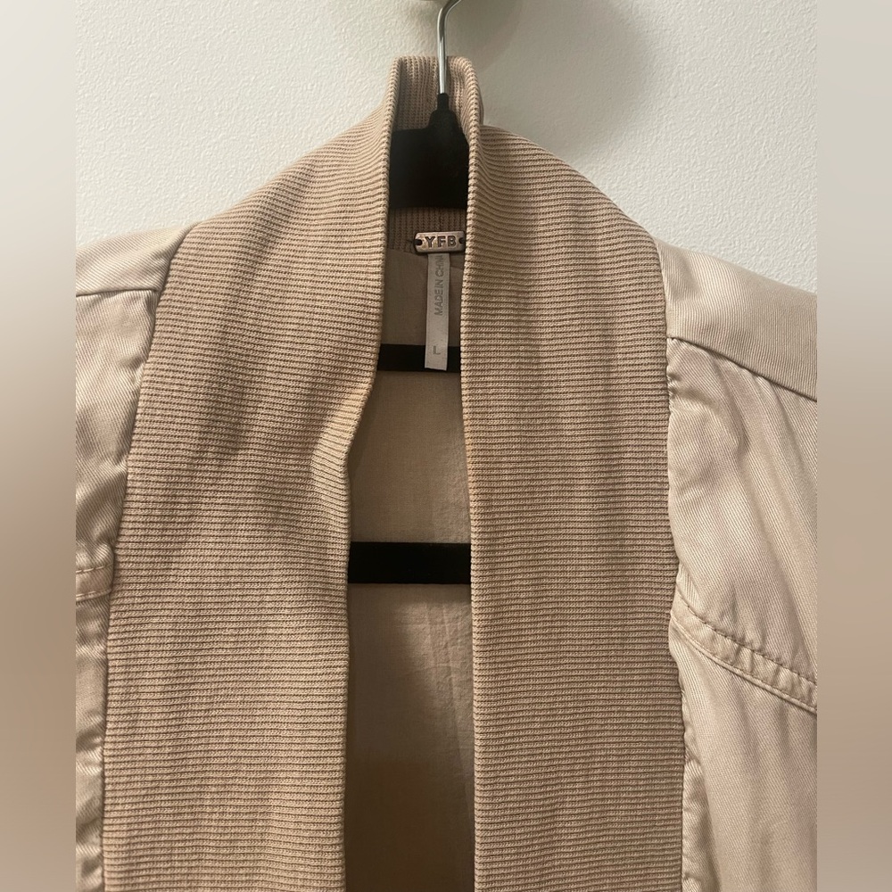 Beige Convertible Bomber Jacket - image 7